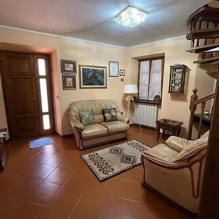 Villa La Casa Di Franco à Ruosina Extérieur photo