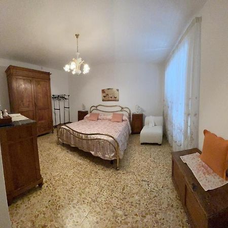 Villa La Casa Di Franco à Ruosina Extérieur photo