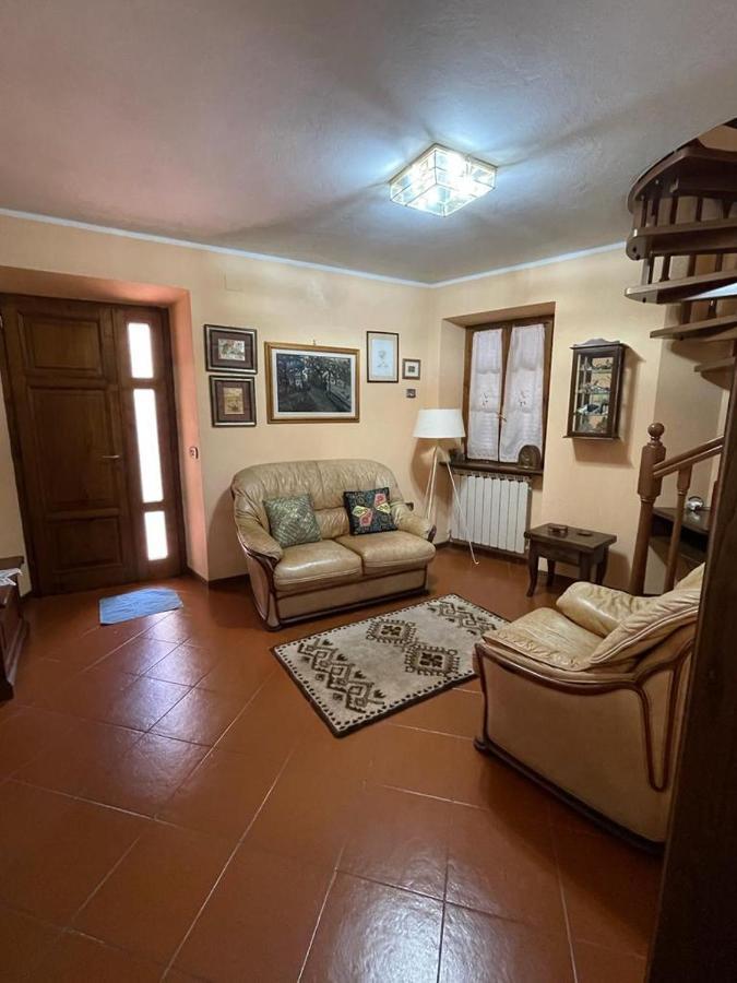 Villa La Casa Di Franco à Ruosina Extérieur photo
